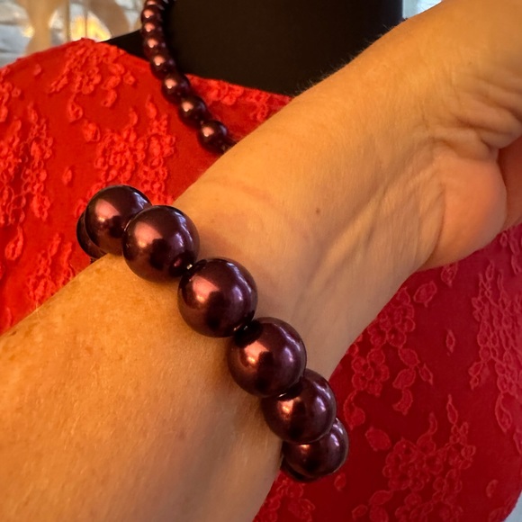 Honora cultures pearls in plum - Picture 6 of 13